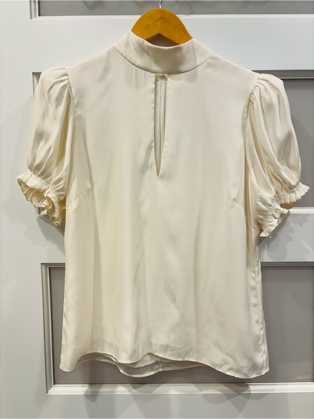 Frame silk off-white blouse
